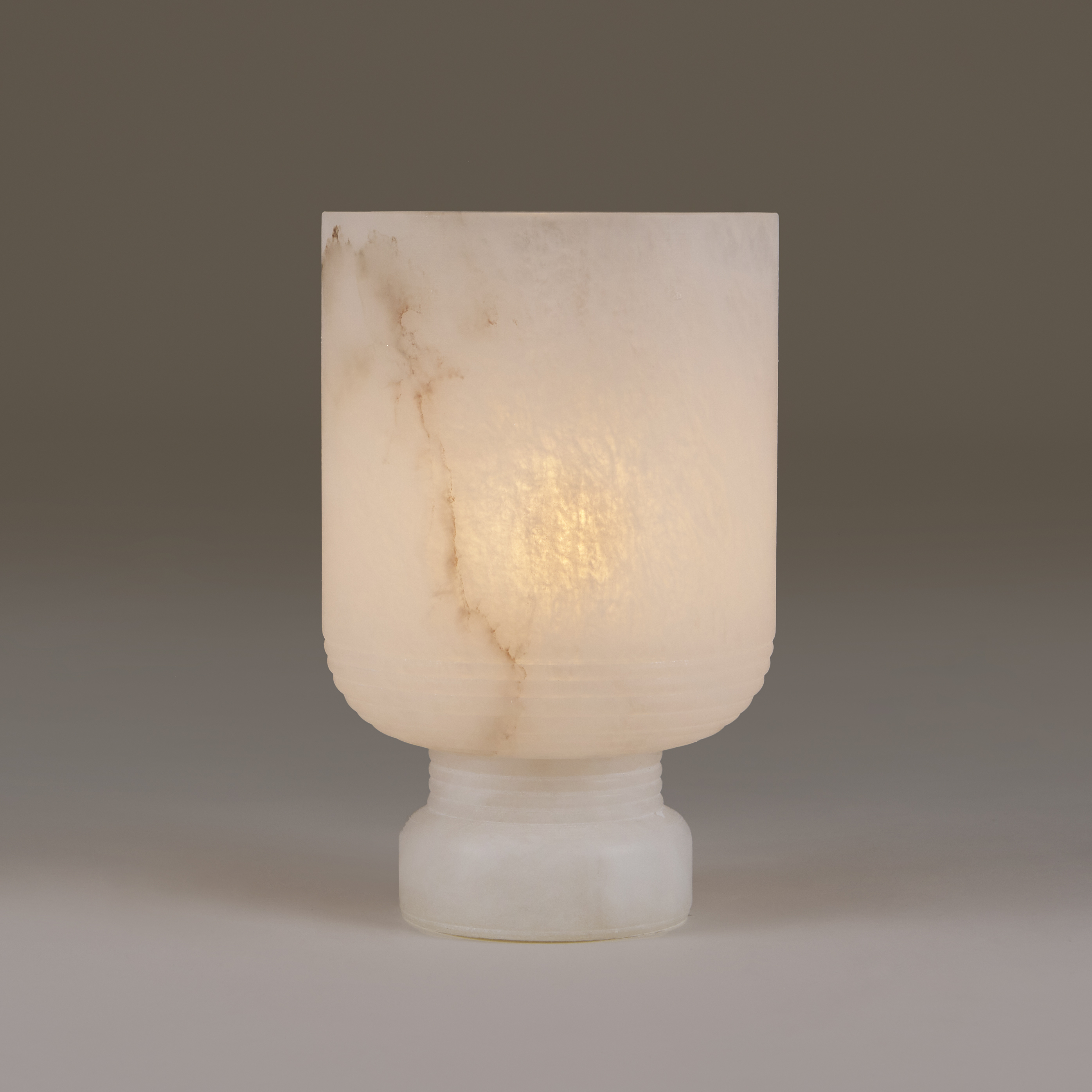 Alabaster Lamp Valerie Wade 20 046 V1